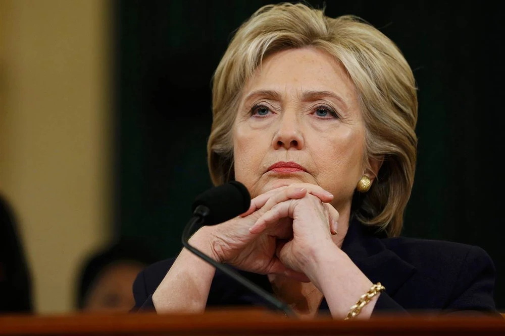 Xem xét lại điều tra của FBI nhằm vào bà Clinton